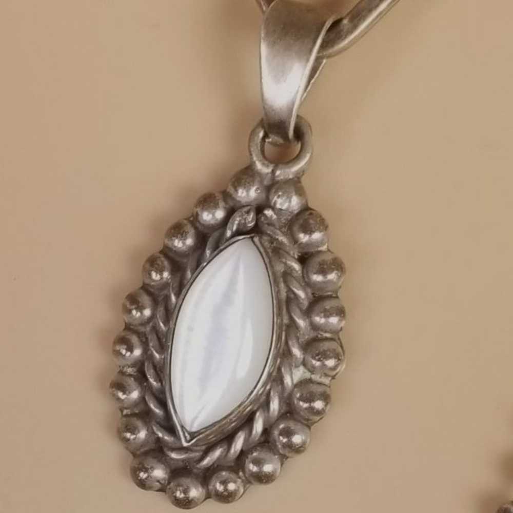 vintage sterling silver moonstone pendant necklace - image 3