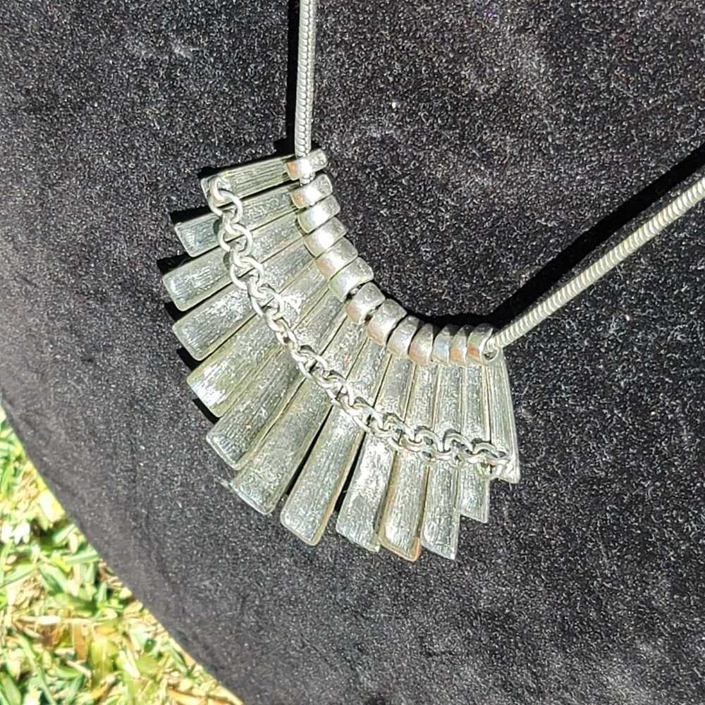 Vtg Fringe Tapered Silver Tone Necklace - image 6