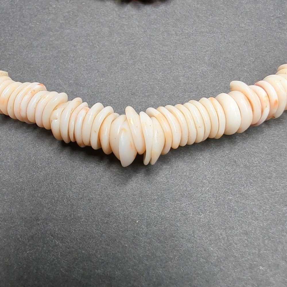 Vtg Dainty Shell Chicklet Bead Heishi Necklace & … - image 4