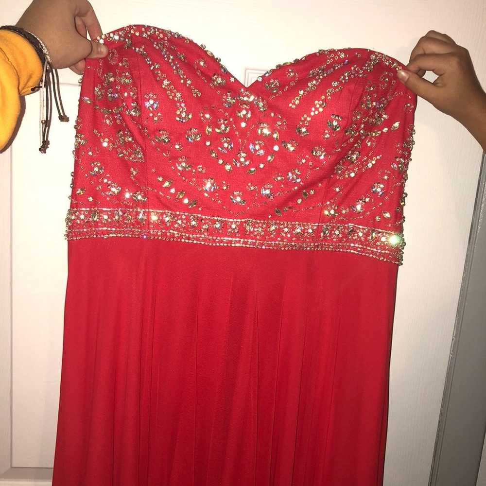 Prom dress - image 2