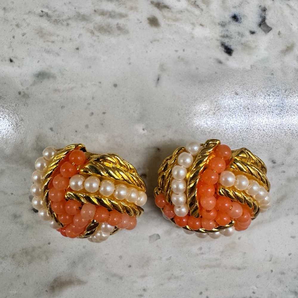 Avon Vintage Pearl Clip On Earrings - image 2