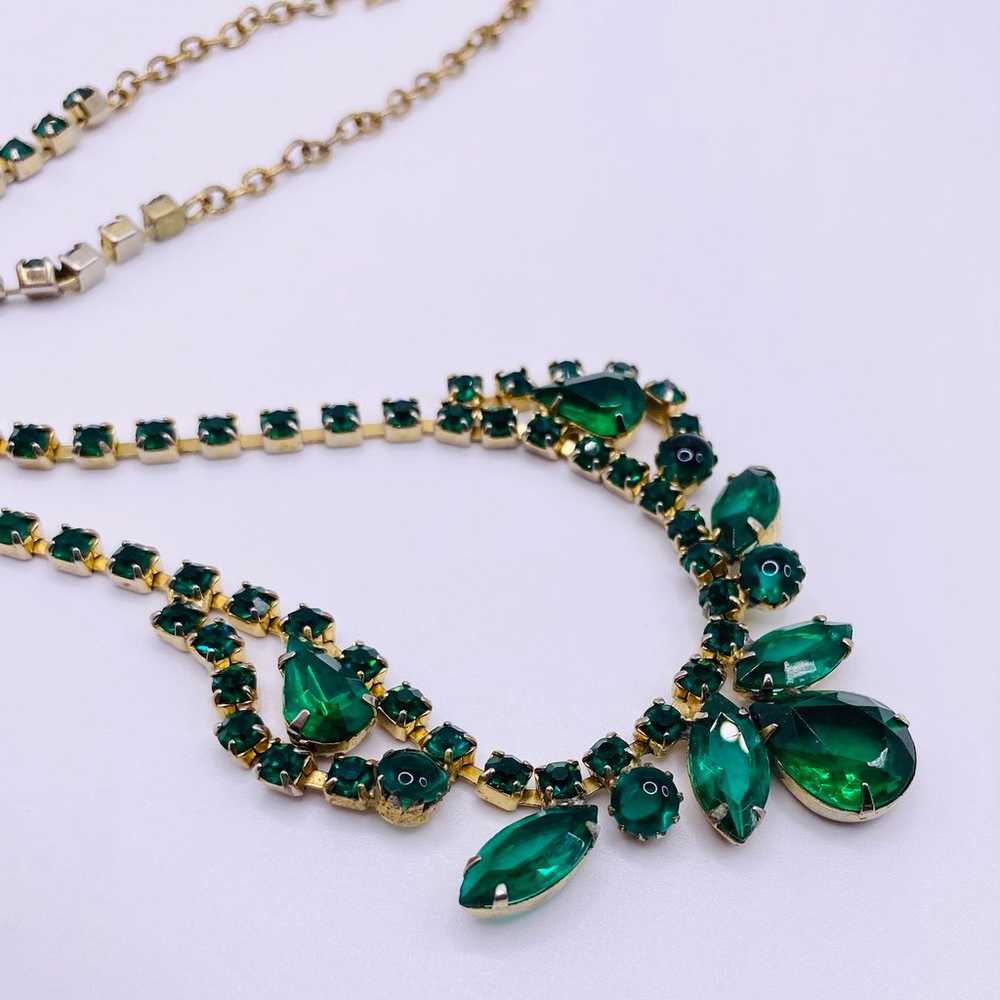 16.5” High End Vintage Gold Tone Emerald Crystal … - image 10