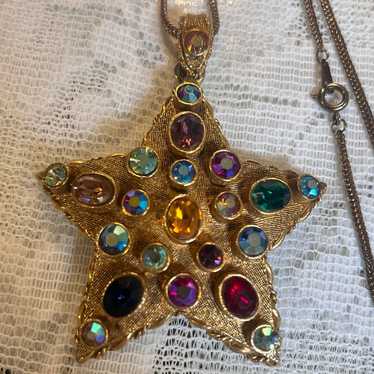 Vintage signed ART star necklace