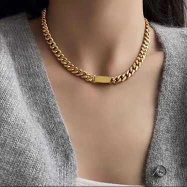 18K gold chain necklace