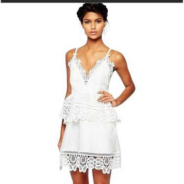 NWT anthropologie Let Me factory Be white peplum lace tank (L)