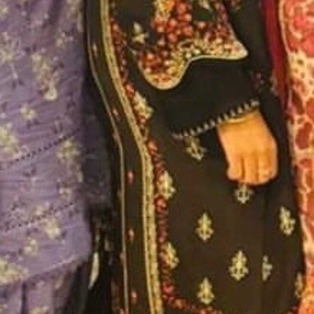 Farah talib Aziz shirt and dupata - image 10