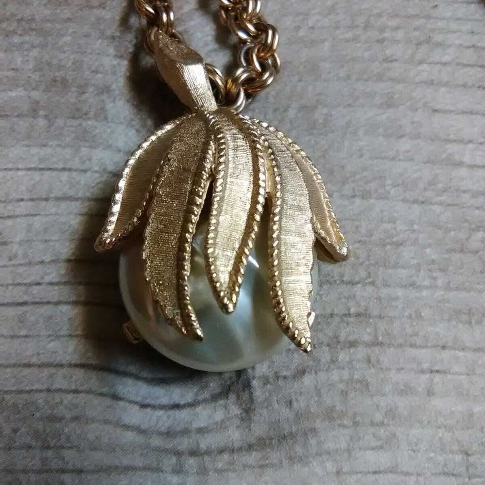 Vintage Sarah Coventry faux pearl pendant necklac… - image 11