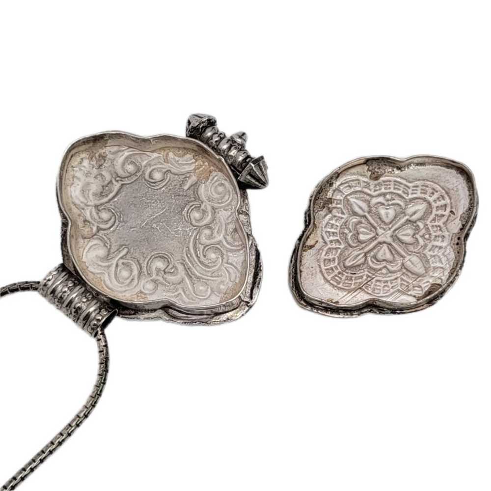 Vintage Silver Ornate Locket Keepsake Pendant Nec… - image 6