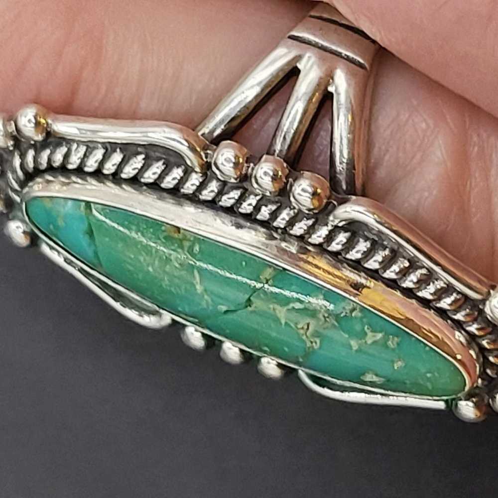 BEAUTIFUL VINTAGE STERLING SILVER TURQUOISE RING.… - image 3