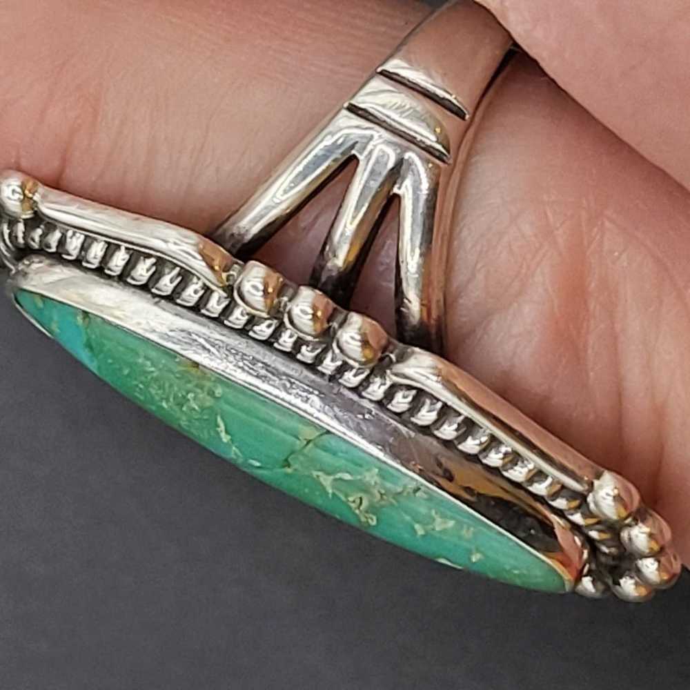 BEAUTIFUL VINTAGE STERLING SILVER TURQUOISE RING.… - image 7