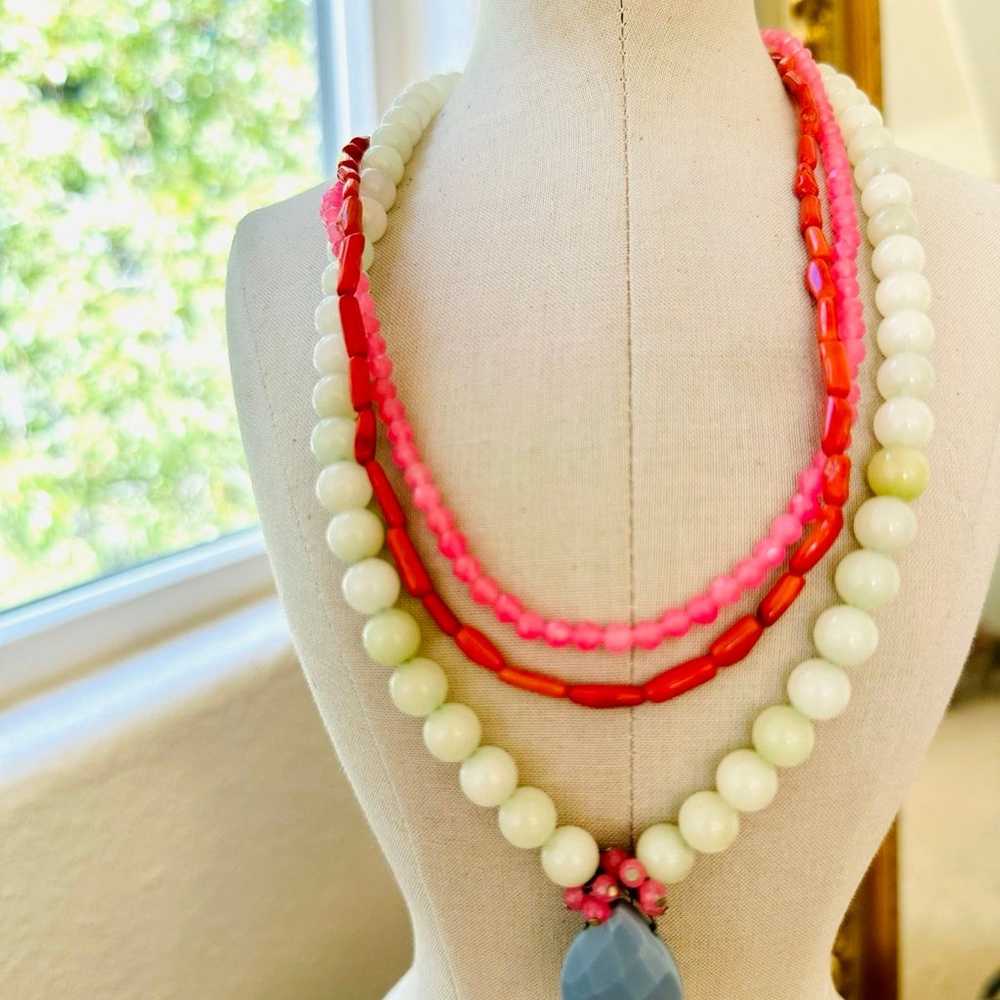 Vintage Coral Bead Necklace - image 2