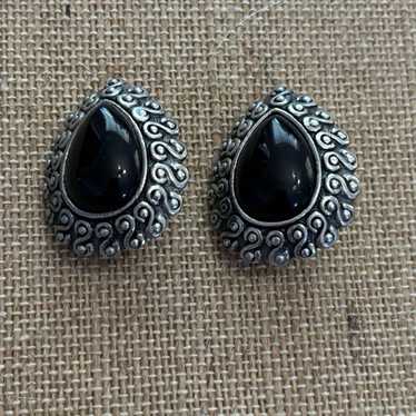 Heidi Daus Vintage Black And Silver Teardrop Clip 