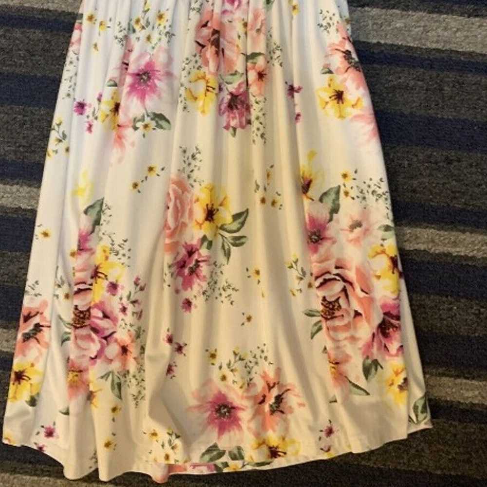 Floral Dress With Built In Bra - image 5