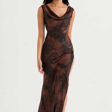 Black evening dress cutout V