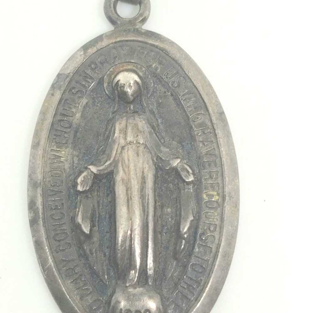 Vintage Sterling Silver Miraculous Medal - image 3