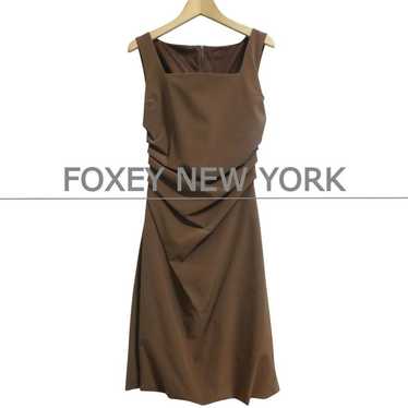 Beautiful item: Foxy New York draped knee-length s