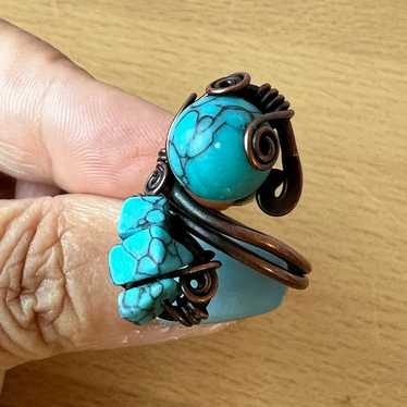 VINTAGE WIRE WRAPPED COPPER TURQUOISE RING STATEME