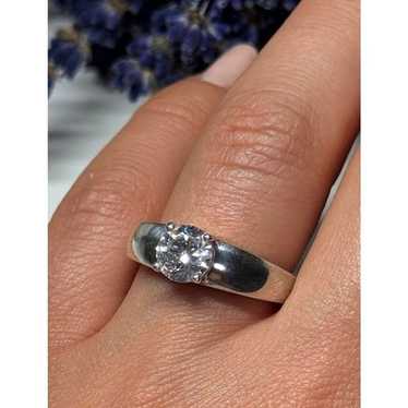 925 STERLING SILVER CZ RING SIZE 7