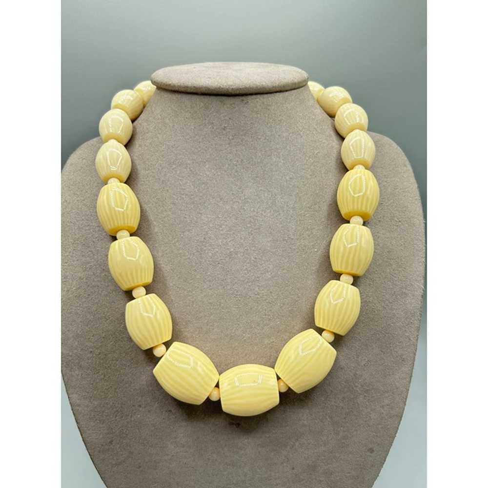 Big Chunky Off White Plastic Long Necklace Origin… - image 6