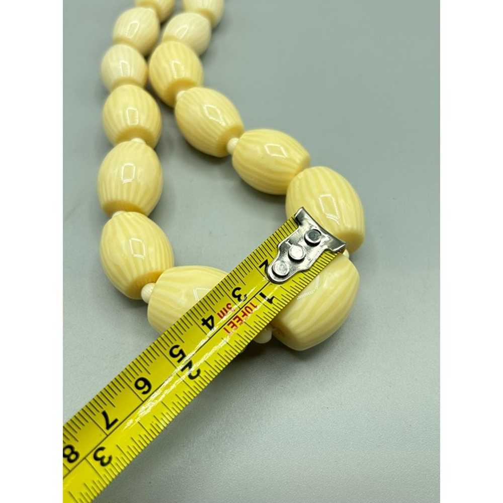 Big Chunky Off White Plastic Long Necklace Origin… - image 9