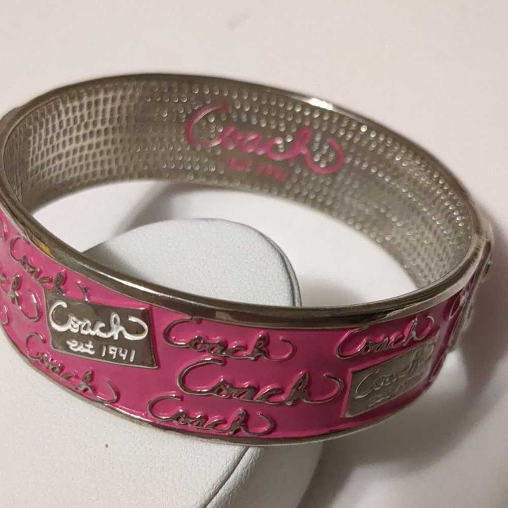 Beautiful vintage Coach pink and silver bangle br… - image 1