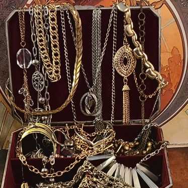 Lot of Gold/ Silver Toned Jewelry Includes Cookie… - image 1