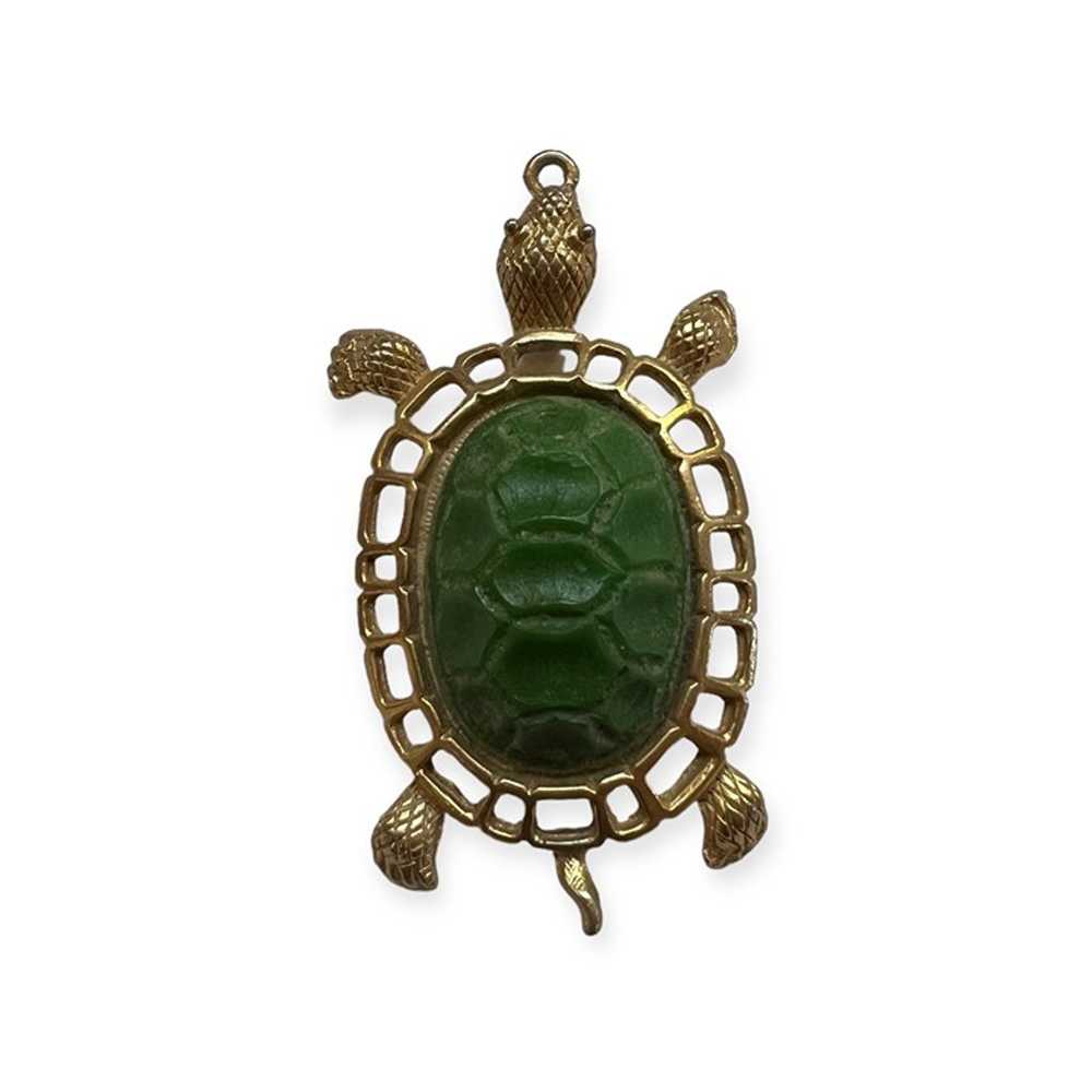 Vintage Bakelite Turtle Pendent. Green Bakelite w… - image 4