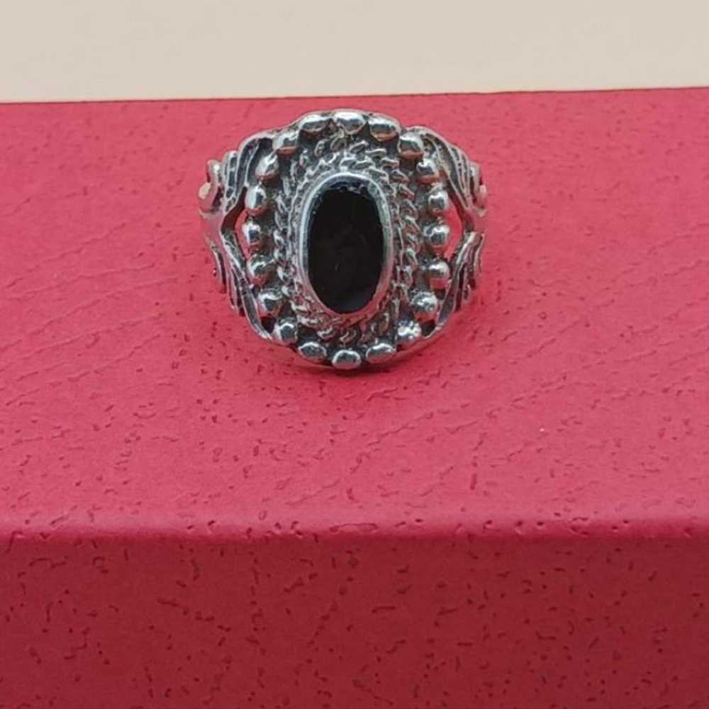 Vintage Sterling Silver Black Onyx Ring Size 5.5 - image 2