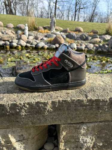 Nike Nike sb dunk high mf doom left shoe only