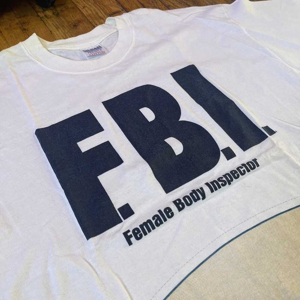 Gildan × Vintage Vintage 90s Joke Funny FBI Tee - image 6