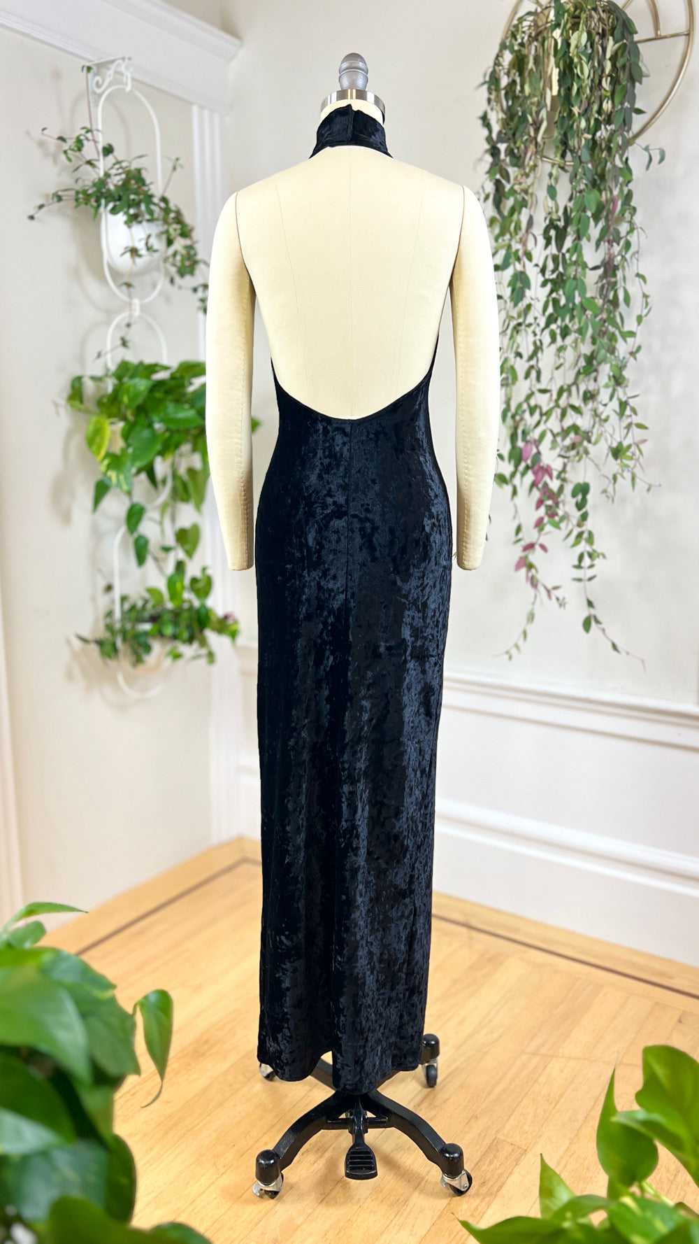 1990s Crushed Velvet Halter Maxi Dress | x-small/… - image 5