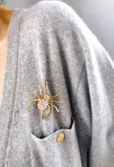 gold tone rhinestone spider brooch