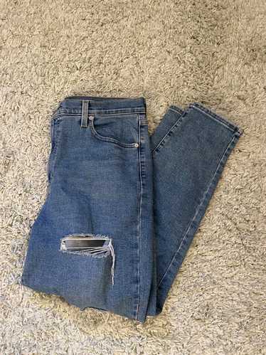 LEVI'S High Waisted Mom Jean (32") | Used,…