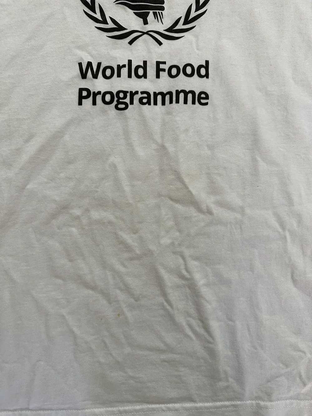 Balenciaga World Food Programme WFP Saving Lives … - image 7