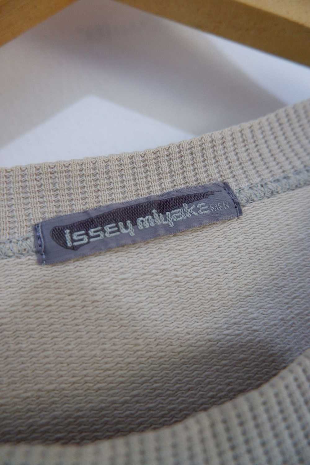 Issey Miyake Vintage 90s Issey Miyake Men Sweaters - image 6