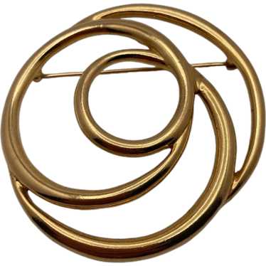 Trifari Gold Tone Circle Brooch