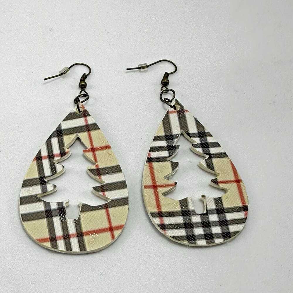 Handcrafted Christmas Tree Teardrop Earrings Hoop… - image 4