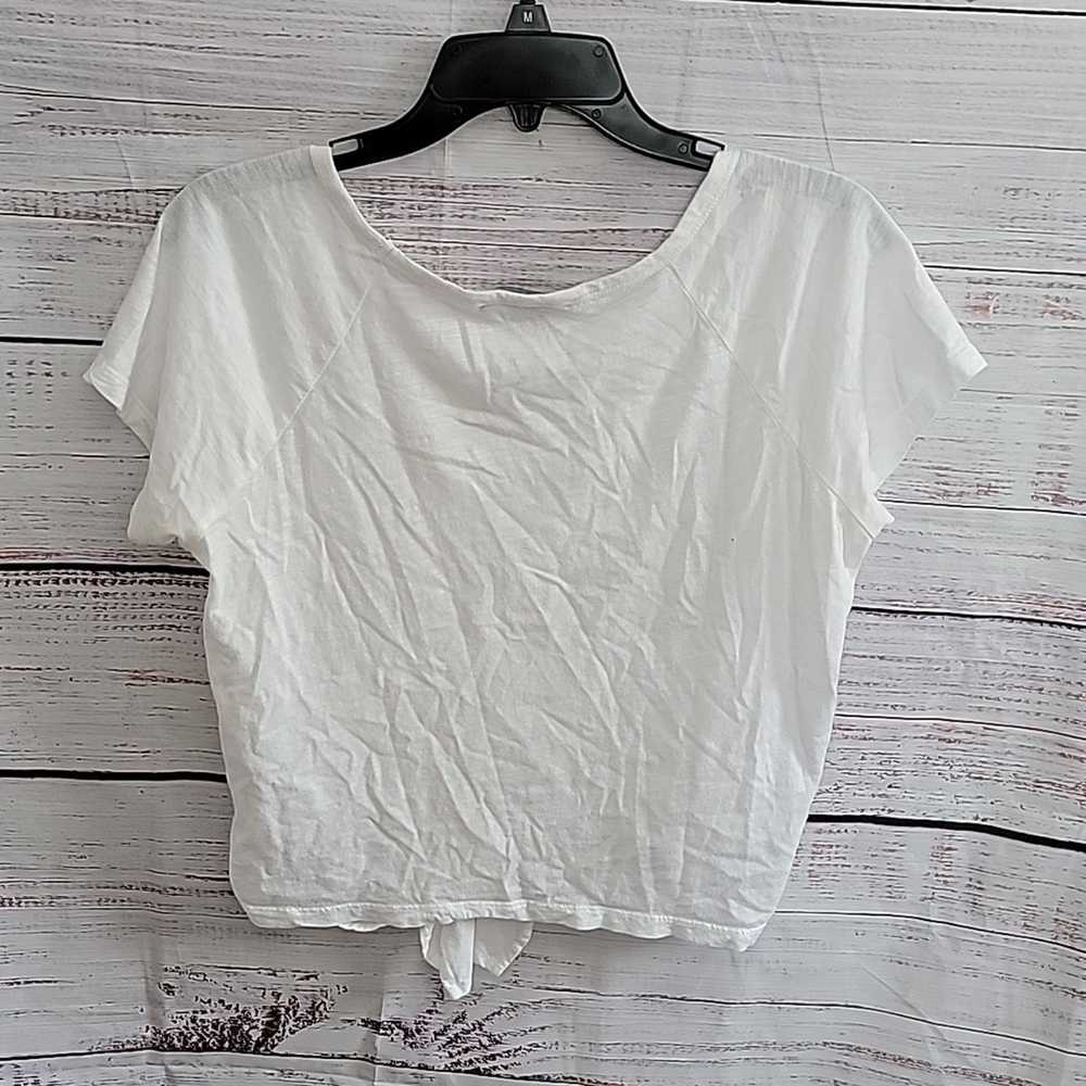 Sanctuary Sanctuary White Front Tie T-Shirt Size … - image 5