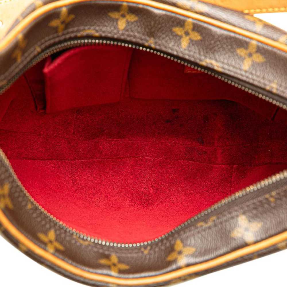 Louis Vuitton Croissant leather handbag - image 4