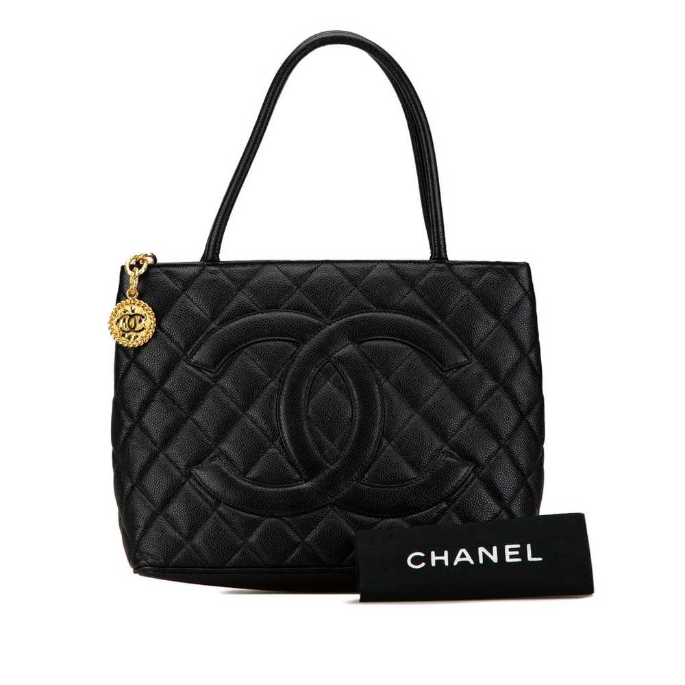 Chanel Leather tote - image 8