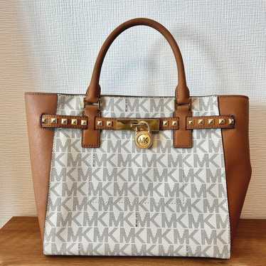 Michael Kors Handbag Beige/White