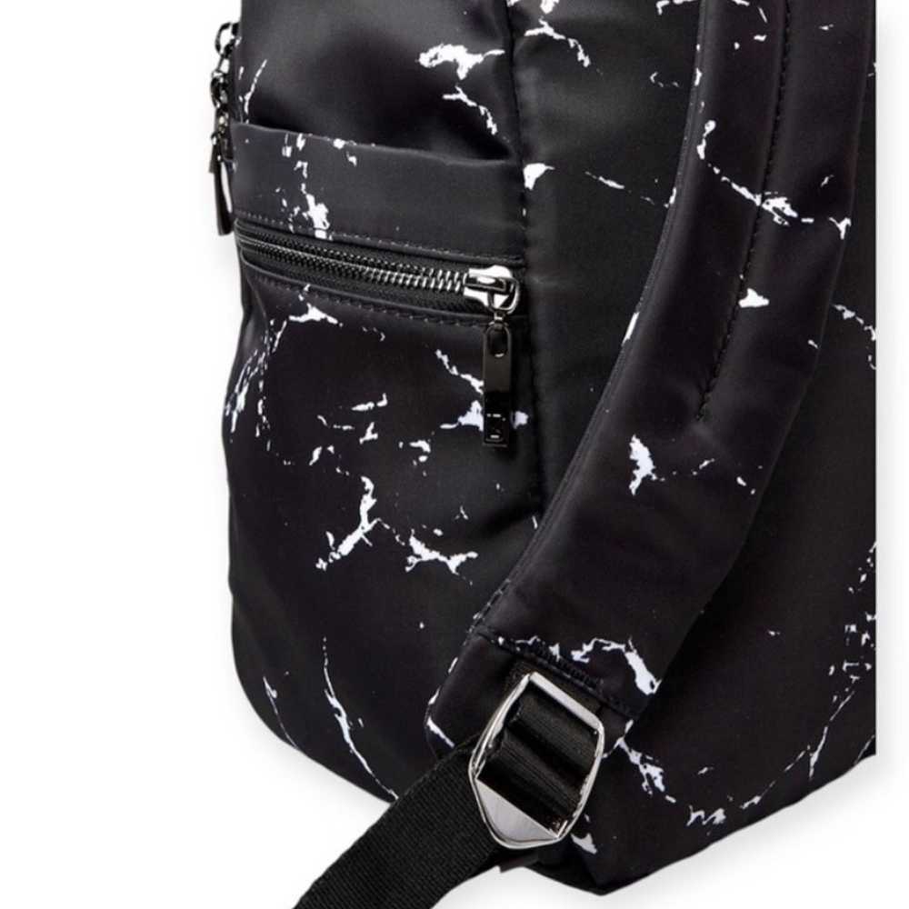 Backpack - image 3