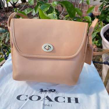 NWT Coach 2905 1941 Turnlock Pouch Pink Sand 2024 Crossbody