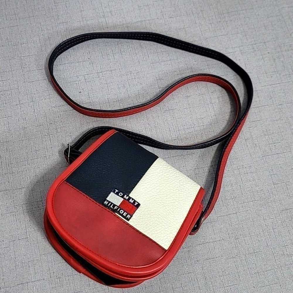 Vintage 90s Tommy Hilfiger Pebbled Leather Small … - image 2