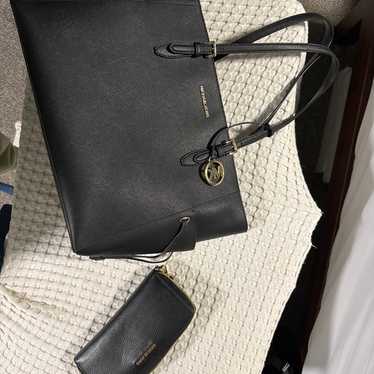 Michael Kors bag and wallet set