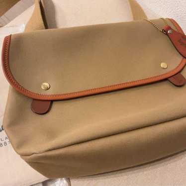 Final price drop! Like new, Brady Avon shoulder b… - image 1