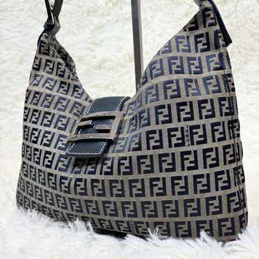 FENDI Mamma Bucket One Shoulder Zucchino