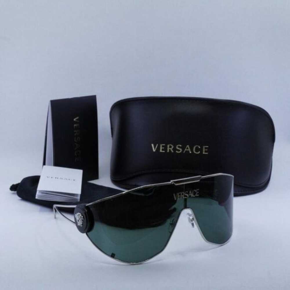 Versace Oversized sunglasses - image 12