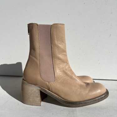 Free People tan Chelsea leather boot