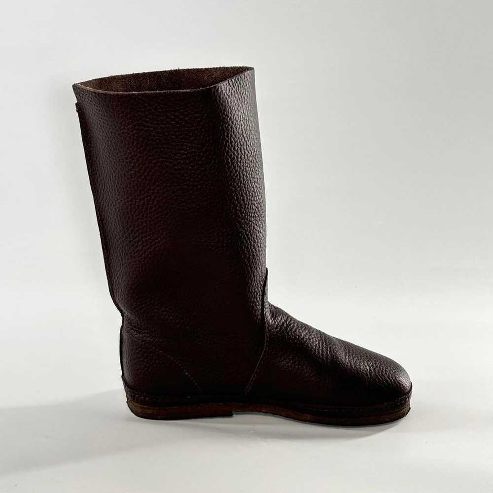 Like new✨ KOOS course mid boots, embossed leather… - image 9